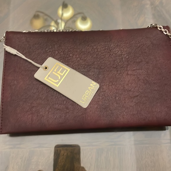 New Urban expressions cross body bag - Picture 2 of 9